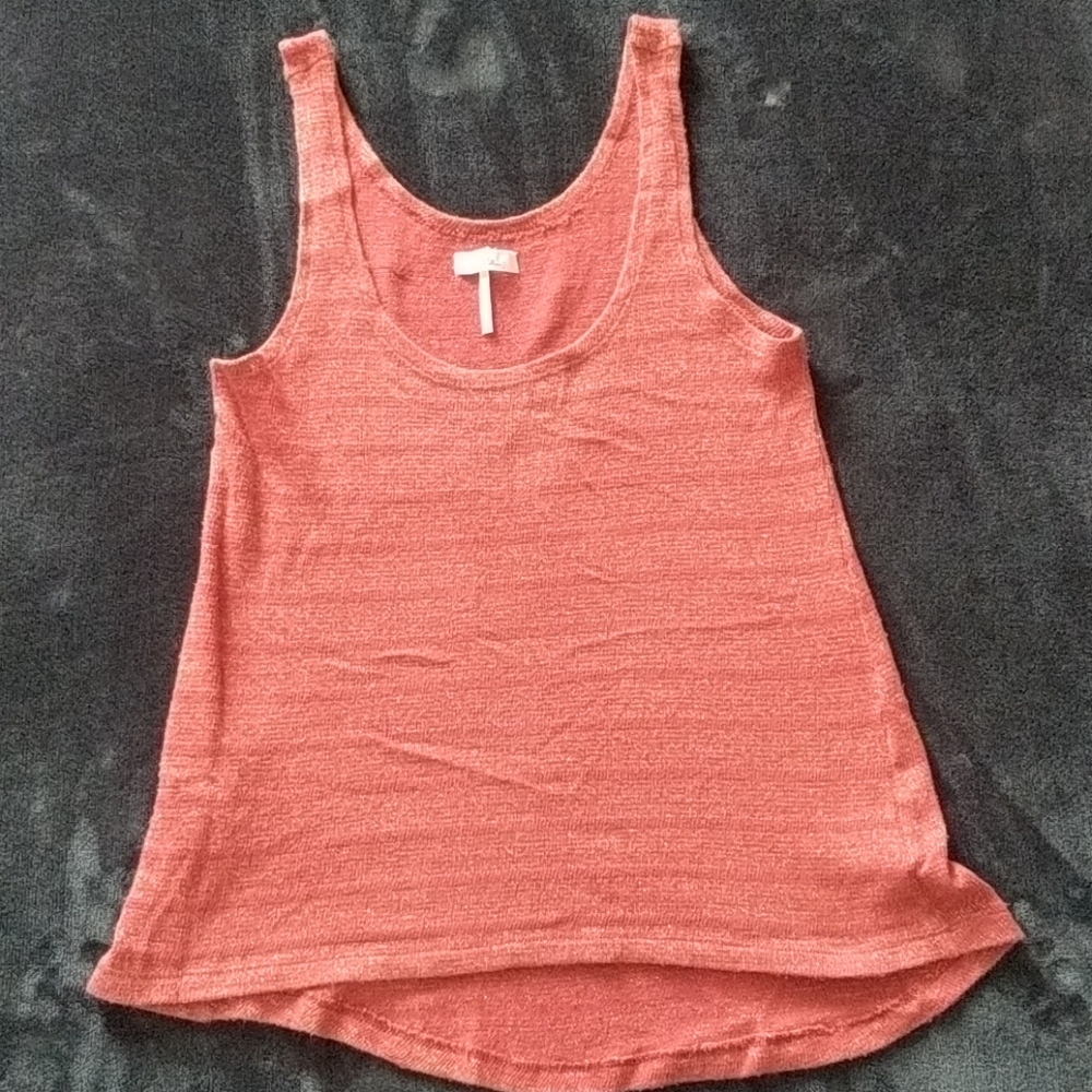 Kirra Hi-Low Copper Red and Gold Top
